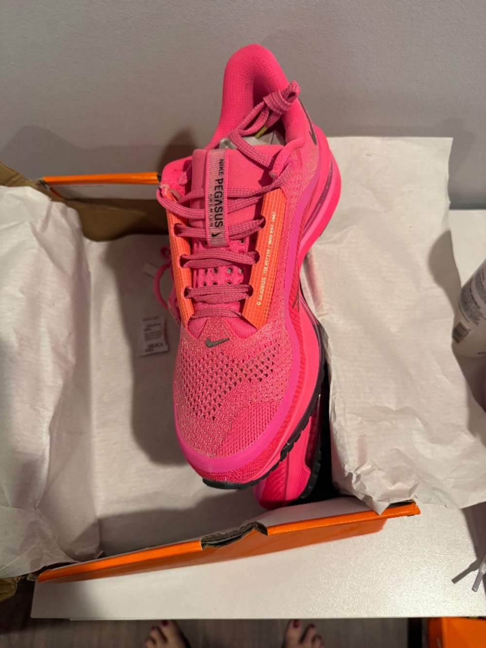 Nike Pegasus Premium New in Box- mens size 9/womens 10.5